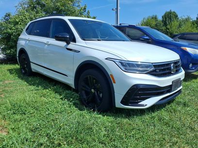 Used 2024 Volkswagen Tiguan SE R-Line
