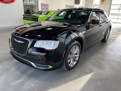 Used 2022 Chrysler 300 Touring