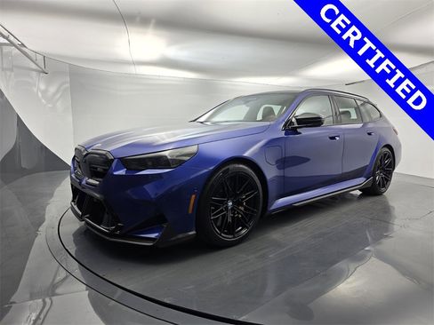 Used 2026 BMW M5 Touring image 8