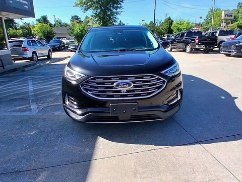 Used 2022 Ford Edge Titanium w/ Equipment Group 301A image 2