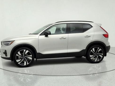 Used 2025 Volvo XC40 B5 Ultra w/ Climate Package AWD/4WD image 8