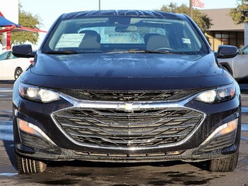 Used 2023 Chevrolet Malibu LT image 9