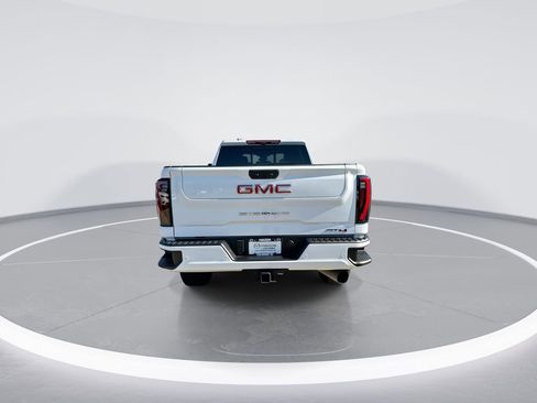 Used 2024 GMC Sierra 2500 AT4 w/ AT4 Premium Plus Package image 7