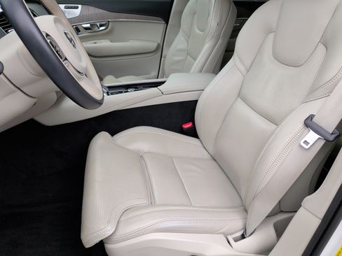 Used 2022 Volvo XC90 T8 Inscription w/ Advanced Package image 27