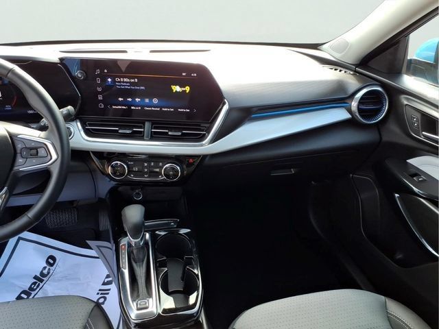 Used 2026 Chevrolet Trax LT w/ LT Convenience Package FWD image 15