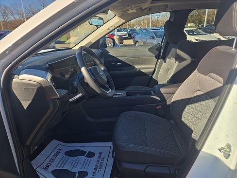 New 2026 Nissan Kicks SV image 10