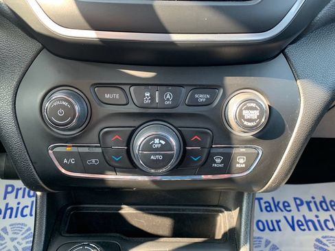 Used 2022 Jeep Cherokee Latitude Lux AWD/4WD image 26