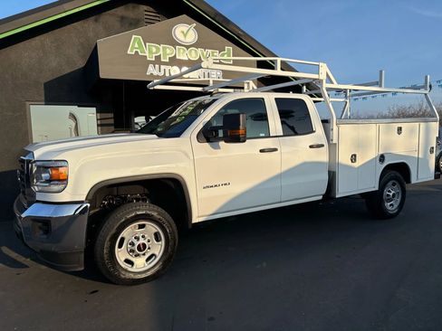 Used 2019 GMC Sierra 2500 2WD Double Cab w/ Sierra Convenience Package image 4