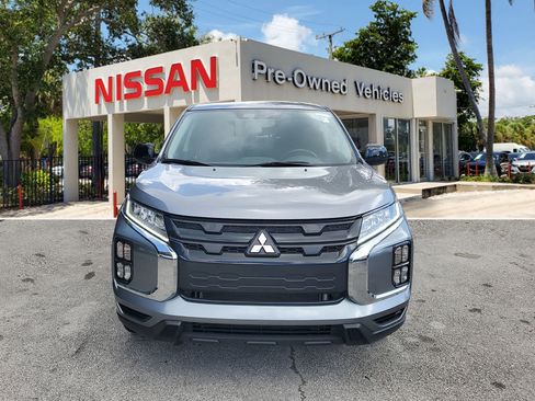 Used 2023 Mitsubishi Outlander Sport LE image 2