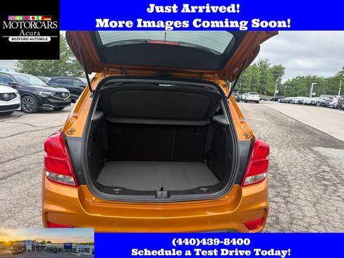 Used 2017 Chevrolet Trax LT w/ Sun & Sound Package FWD image 6