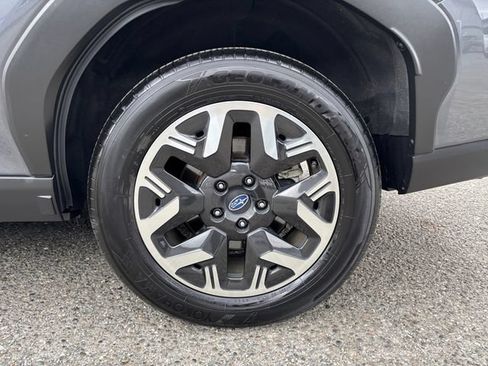 Certified 2025 Subaru Forester Premium AWD/4WD image 28