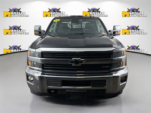 Used 2016 Chevrolet Silverado 2500 LTZ image 2