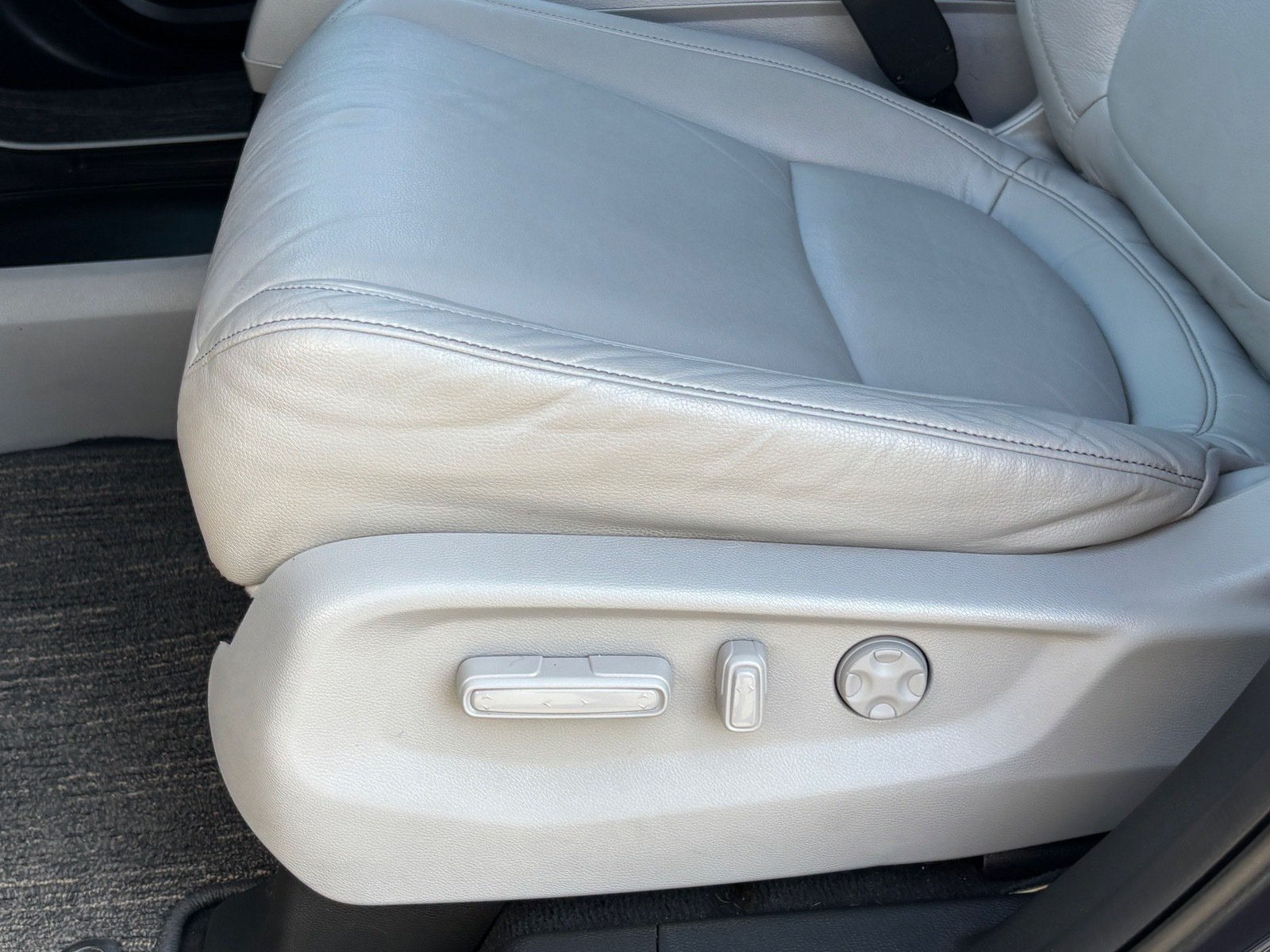 Used 2023 Honda Odyssey Touring image 27