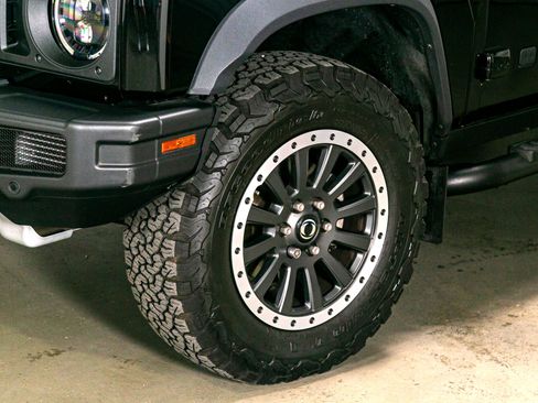 Used 2024 INEOS Grenadier image 9