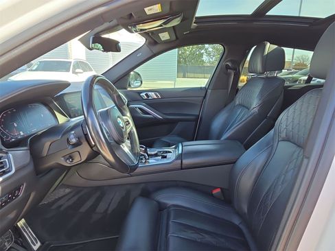 Used 2023 BMW X6 xDrive40i w/ M Sport Package image 16