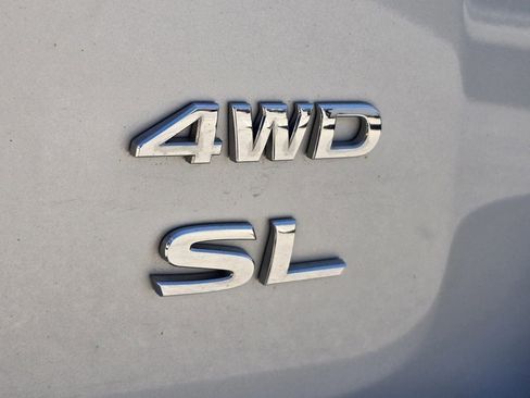 Used 2020 Nissan Pathfinder SL AWD/4WD image 24