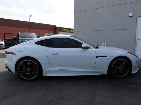 Used 2016 Jaguar F-TYPE R image 8