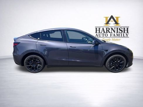 Used 2023 Tesla Model Y Long Range AWD/4WD image 8