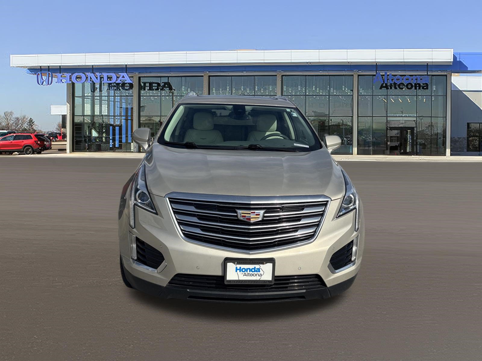 Used 2017 Cadillac XT5 Luxury w/ Driver Awareness Package AWD/4WD image 11