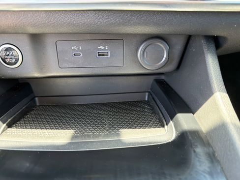 Used 2021 Nissan Rogue SV w/ Premium Package FWD image 26