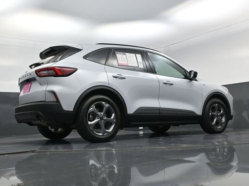 Used 2025 Ford Escape ST-Line FWD image 22