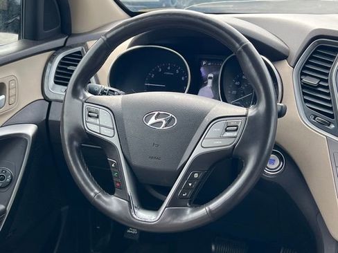 Used 2017 Hyundai Santa Fe Sport w/ 2.4L Tech Package 04 AWD/4WD image 14