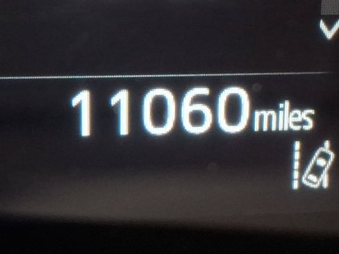 Used 2024 Toyota Camry SE image 21