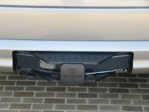 Used 2021 Toyota Highlander Platinum FWD image 84