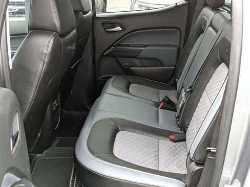 Used 2022 Chevrolet Colorado Z71 AWD/4WD image 45