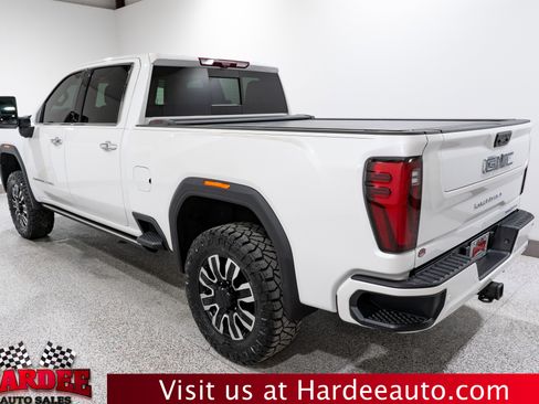 Used 2025 GMC Sierra 2500 Denali Ultimate AWD/4WD image 3