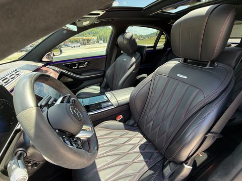 Used 2024 Mercedes-Benz S 63 AMG S image 37