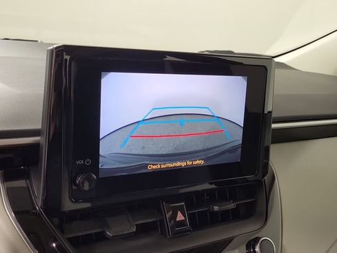 Used 2023 Toyota Corolla LE FWD image 29