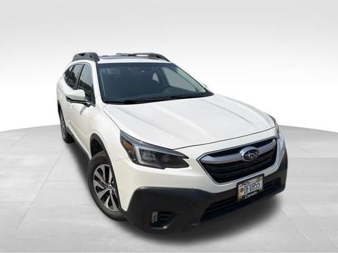 Used 2020 Subaru Outback Premium w/ Popular Package #1 AWD/4WD image 13