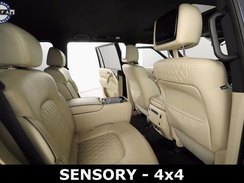 Used 2023 INFINITI QX80 Sensory image 18