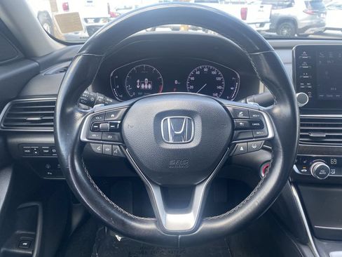 Used 2021 Honda Accord Touring image 11