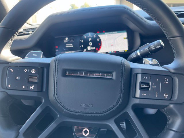 Used 2026 Land Rover Defender 110 OCTA AWD/4WD image 14
