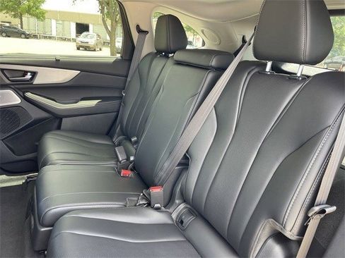 Certified 2025 Acura MDX FWD w/ Technology Package image 25
