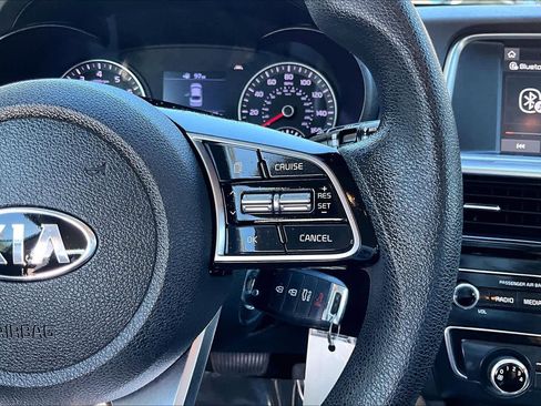 Used 2019 Kia Optima LX image 25