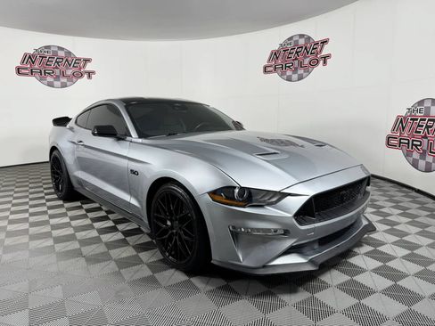 Used 2022 Ford Mustang GT w/ Equipment Group 301A RWD image 9