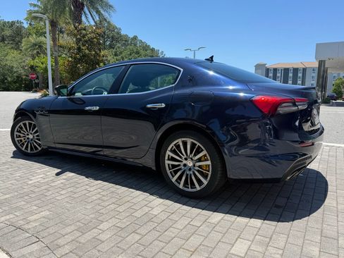 Used 2022 Maserati Ghibli Modena RWD image 2