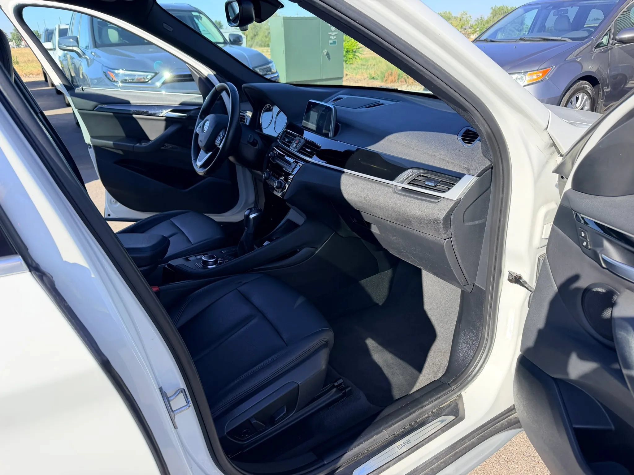 Used 2019 BMW X1 xDrive28i w/ Convenience Package AWD/4WD image 18