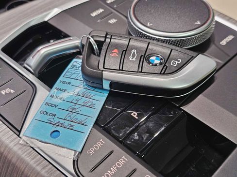 New 2025 BMW i4 xDrive40i image 27