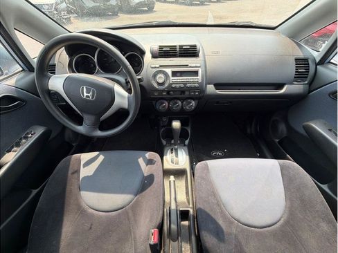 Used 2008 Honda Fit image 4