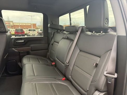 Used 2023 GMC Sierra 2500 Denali w/ Denali Ultimate Package image 27