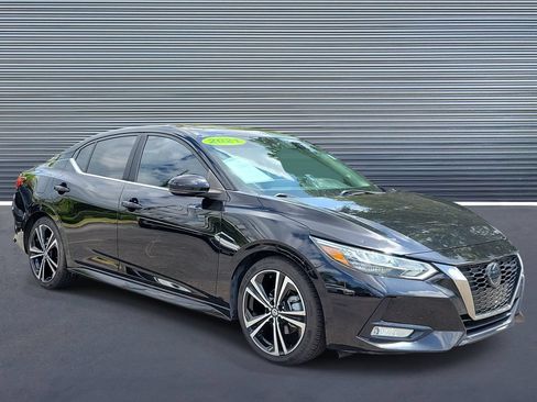 Used 2021 Nissan Sentra SR FWD image 2