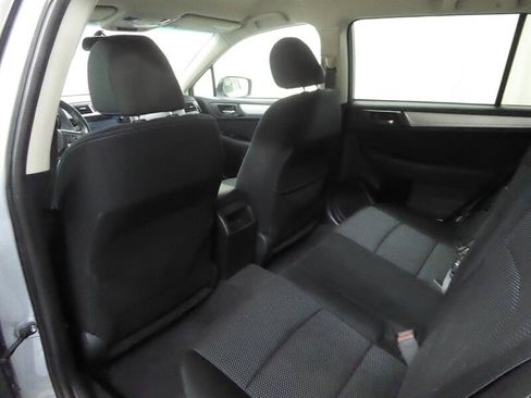 Used 2017 Subaru Outback 2.5i Premium image 26