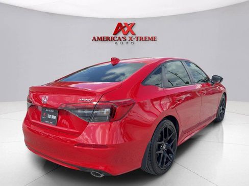 Used 2022 Honda Civic Sport image 5