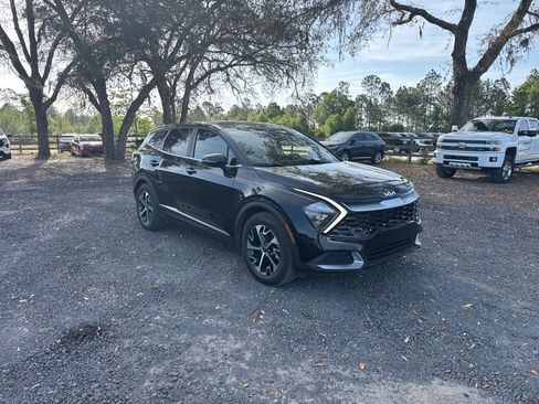 Used 2023 Kia Sportage EX image 7