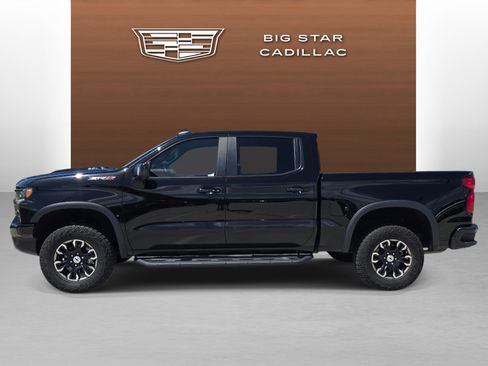 Used 2025 Chevrolet Silverado 1500 ZR2 AWD/4WD image 2