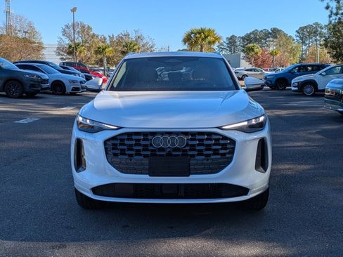 Used 2025 Audi Q5 Premium Plus w/ Premium Plus AWD/4WD image 6